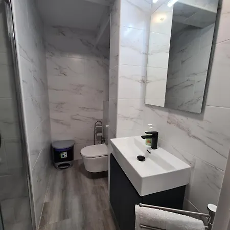 Nereida If B * ベニドルム