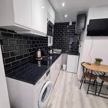 Nereida If B アパート *